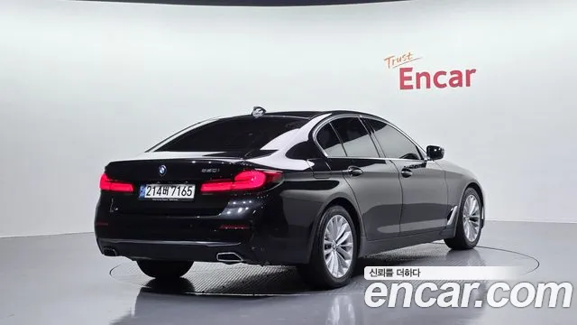 BMW 5 Series G30 — Фото автомобиля 2