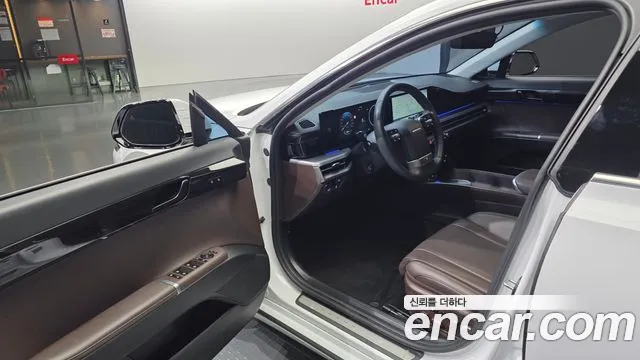 Hyundai Grandeur GN7 — Фото автомобиля 15