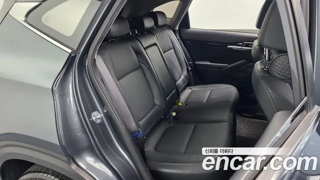 Kia Seltos New — Фото автомобиля 18