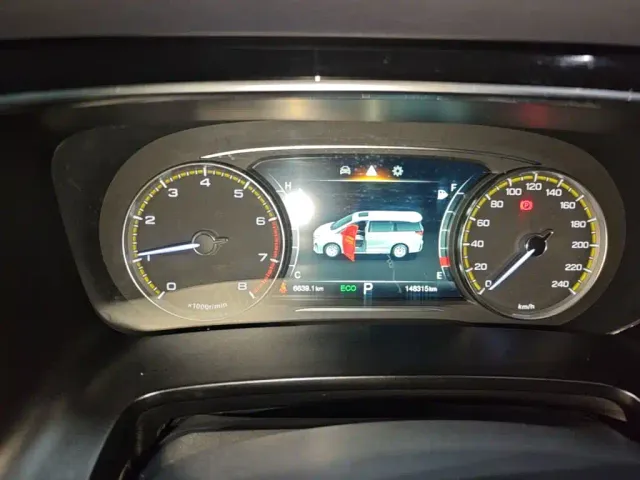 GAC Trumpchi M8 — Фото автомобиля 11