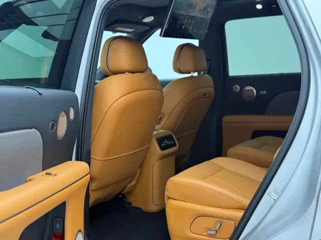 IM Motors LS8 — Фото автомобиля 6