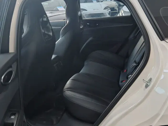 BYD Seal 06 — Фото автомобиля 7