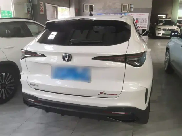 Changan X5 Plus — Фото автомобиля 5