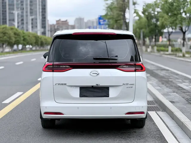 GAC Trumpchi M6 — Фото автомобиля 15