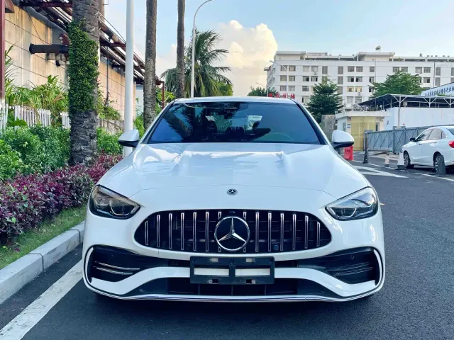 Mercedes-Benz C-Class — Фото автомобиля 2
