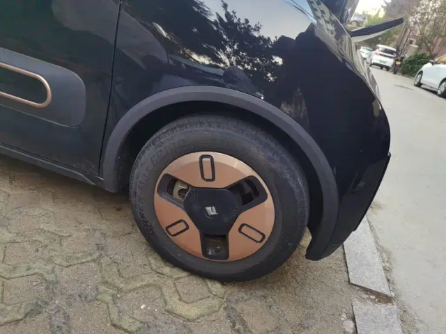 Baojun KiWi EV — Фото автомобиля 25