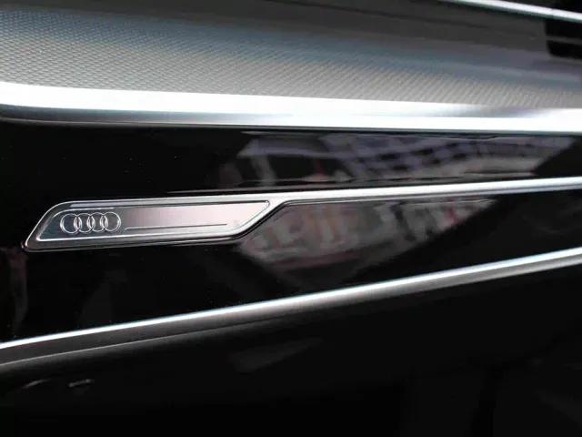Audi A6L — Фото автомобиля 10