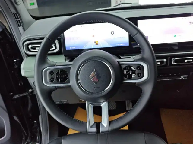 Baojun Yep — Фото автомобиля 15