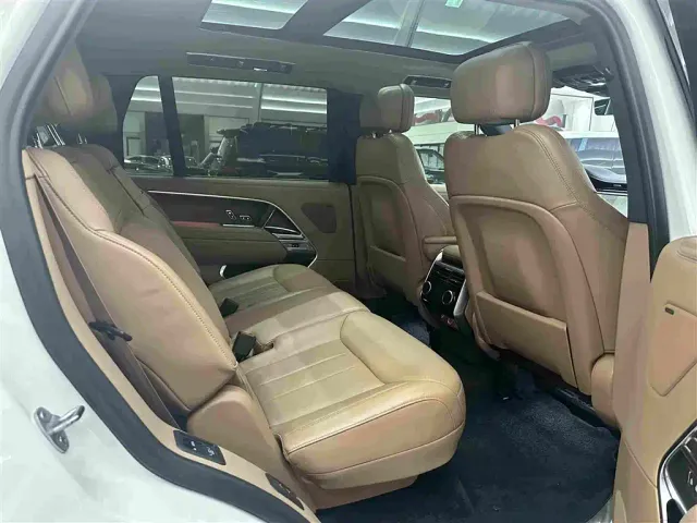 Land Rover Range Rover — Фото автомобиля 16