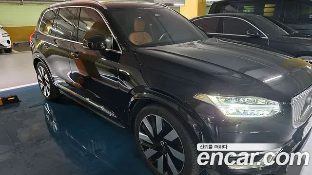 Вольво XC90 — Фото автомобиля 2