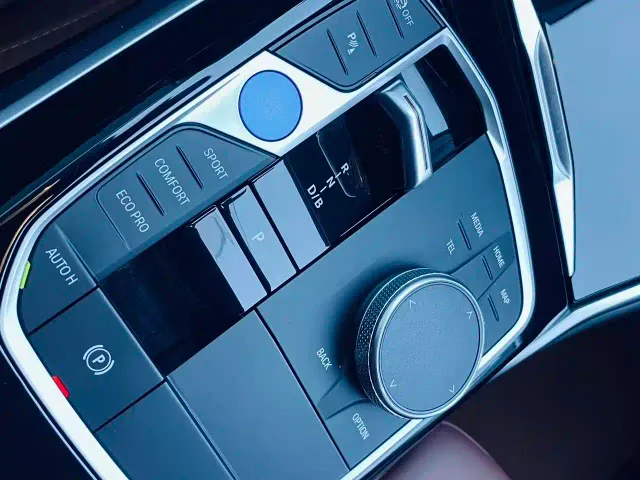 BMW i3 — Фото автомобиля 8