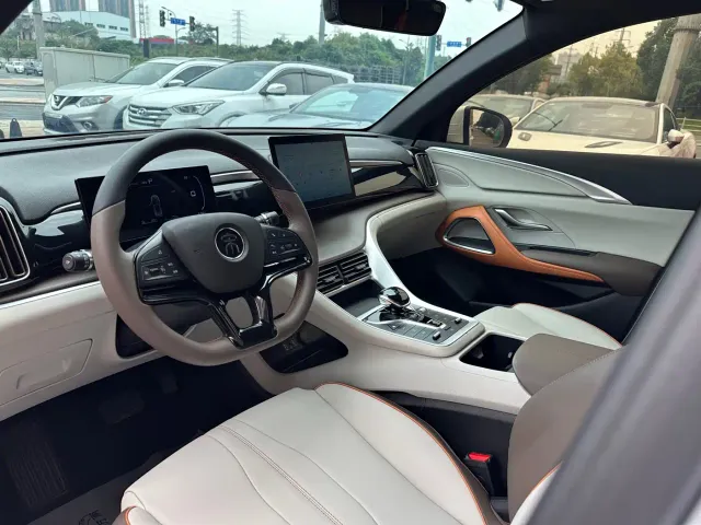BYD Song Pro — Фото автомобиля 10