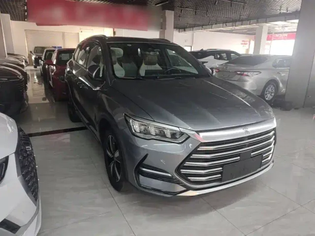 BYD Song Pro — Фото автомобиля 3