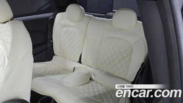 MINI Cooper Electric — Фото автомобиля 17