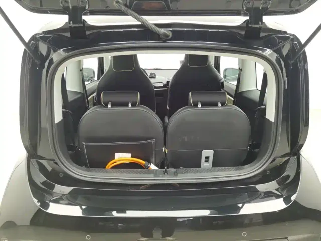 Baojun KiWi EV — Фото автомобиля 16