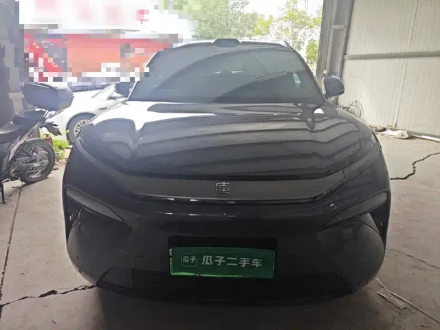 BYD Tang L — Фото автомобиля 2