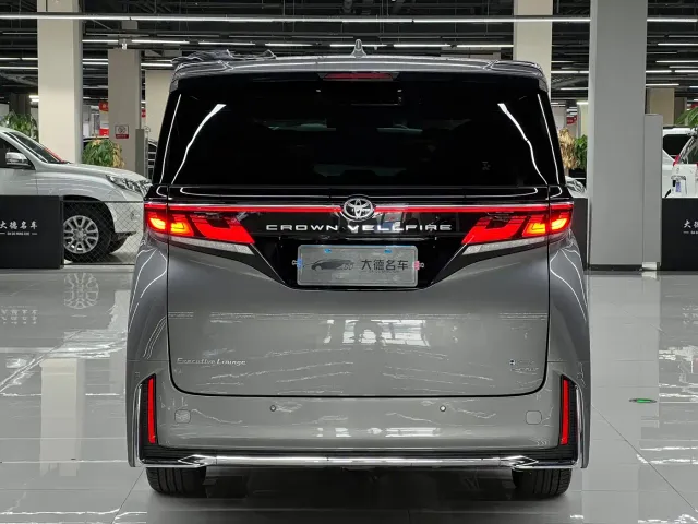 Toyota Vellfire — Фото автомобиля 5