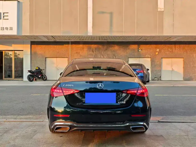 Mercedes-Benz C-Class — Фото автомобиля 3