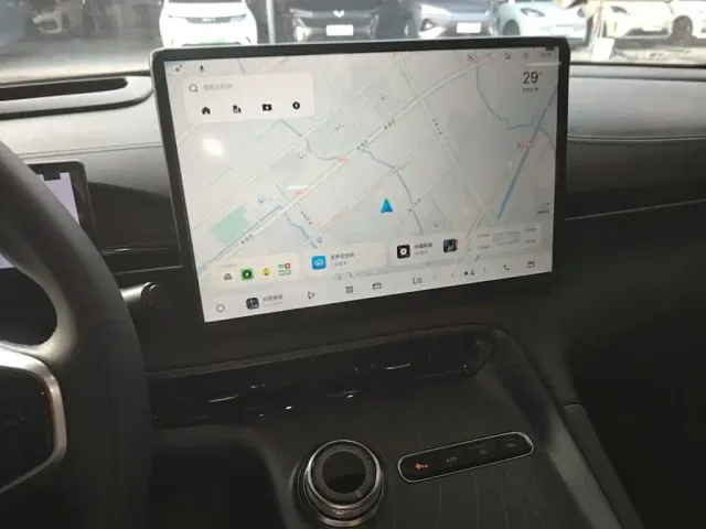 Geely Galaxy E5 — Фото автомобиля 12