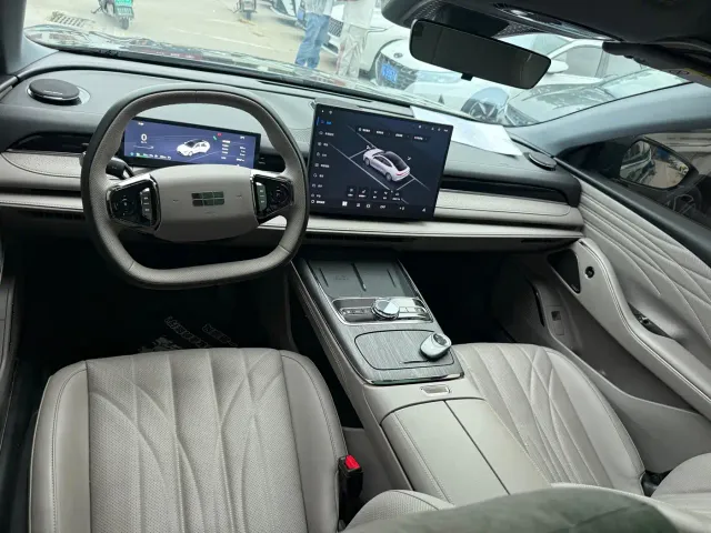 Geely Galaxy Xingyao 8 — Фото автомобиля 6