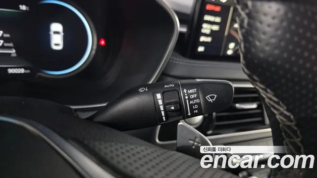 Genesis G70 New — Фото автомобиля 15