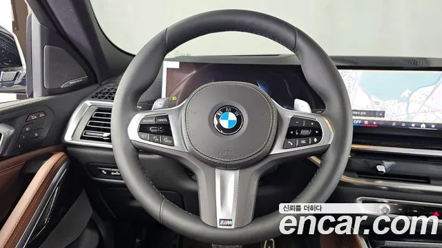 BMW X6 — Фото автомобиля 12
