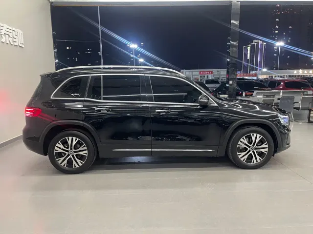 Mercedes-Benz GLB-Class — Фото автомобиля 4