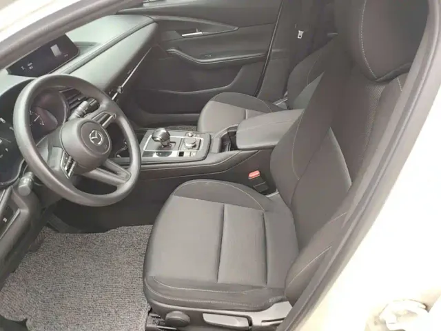 Mazda CX-30 EV — Фото автомобиля 14