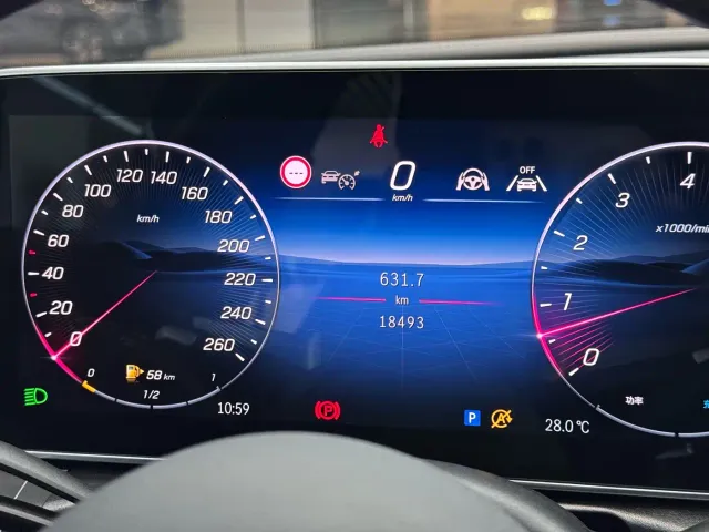 Mercedes-Benz C-Class — Фото автомобиля 9