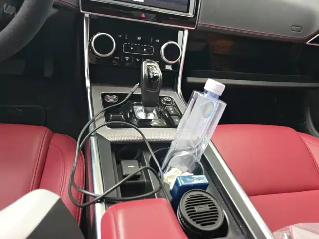 Jaguar XEL — Фото автомобиля 16