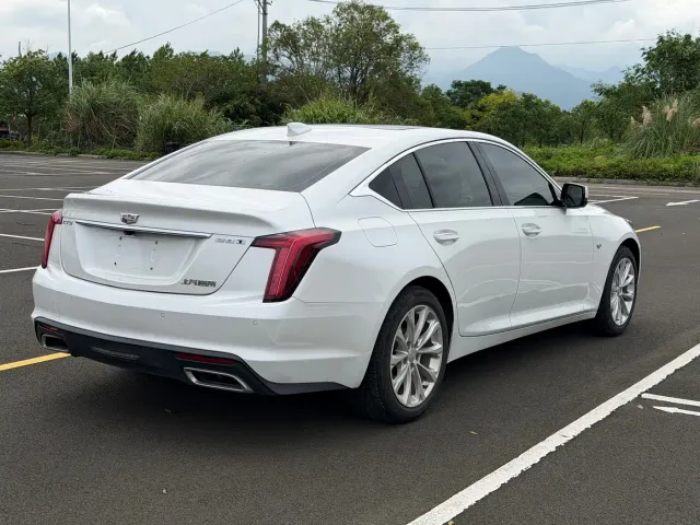 Cadillac CT5 — Фото автомобиля 14