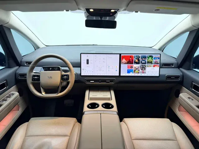 Li Auto MEGA — Фото автомобиля 21