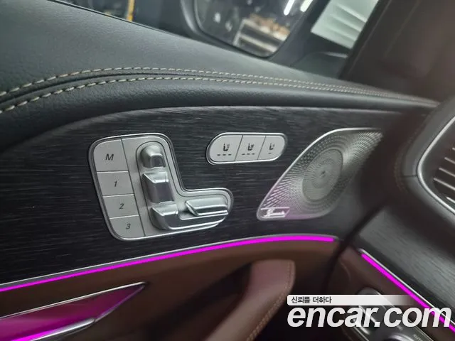 Mercedes-Benz GLS-Class — Фото автомобиля 9