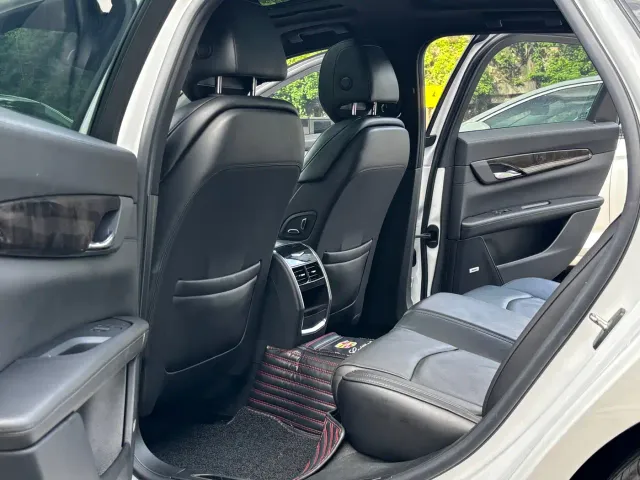 Cadillac CT6 — Фото автомобиля 9