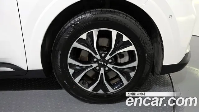 Kia Canival Carnival 4 поколение Дизель 9 мест Signature — Фото автомобиля 20