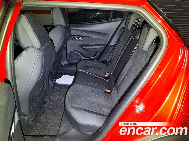 Peugeot 2008 Generation 2 — Фото автомобиля 11