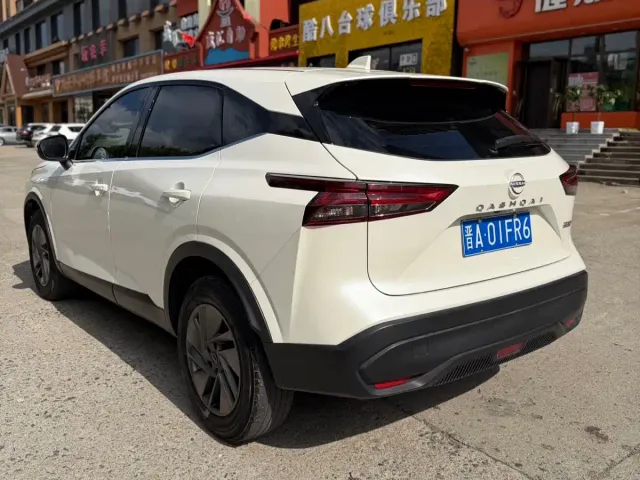Nissan Qashqai — Фото автомобиля 4