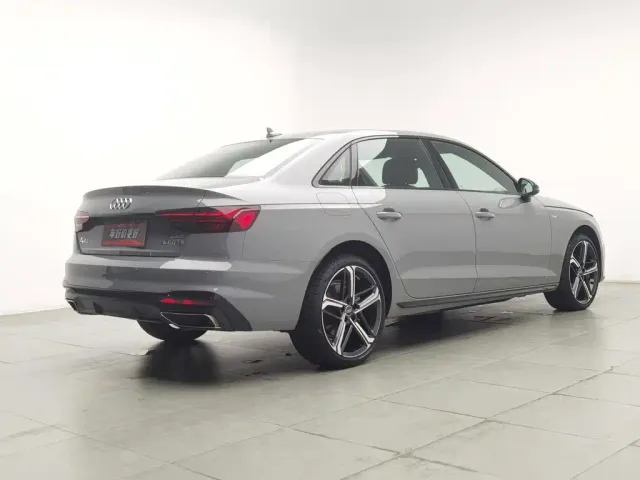 Audi A4L — Фото автомобиля 2