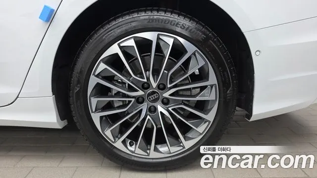 Audi A6 45 TFSI quattro Premium — Фото автомобиля 21