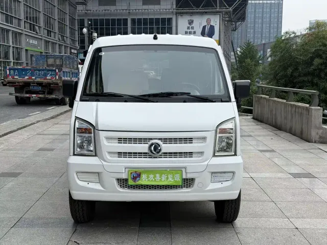 Dongfeng Xiaokang EC36 — Фото автомобиля 2