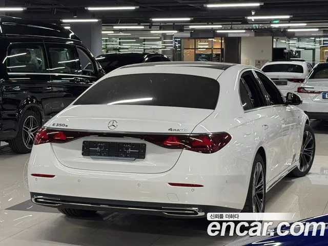 Mercedes-Benz E-Class W214 — Фото автомобиля 3