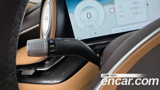 Genesis G90 Бензин 3.5 турбо AWD — Фото автомобиля 25