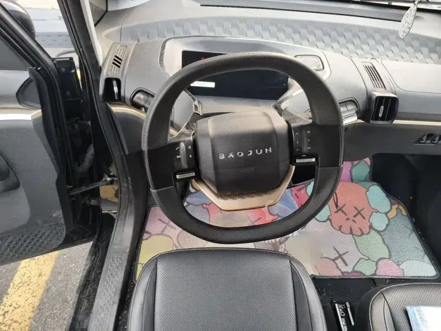 Baojun KiWi EV — Фото автомобиля 2