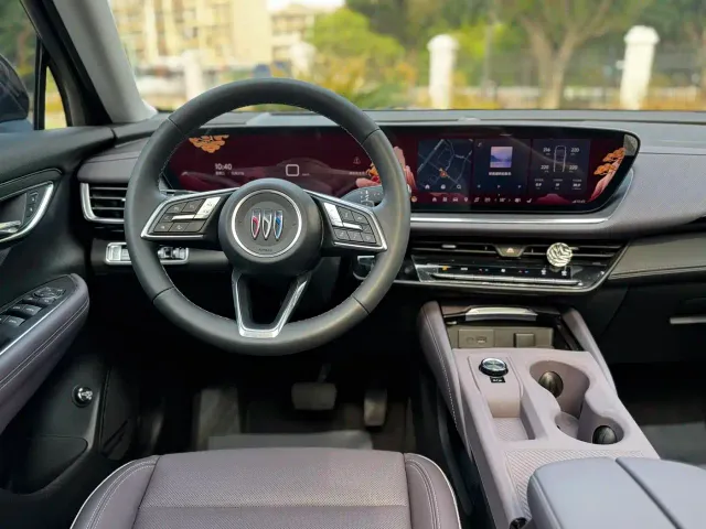 Buick Envision Plus — Фото автомобиля 7