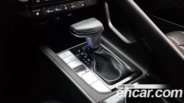 Hyundai Avante CN7 — Фото автомобиля 12