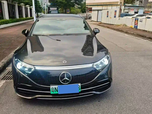 Mercedes-Benz EQS — Фото автомобиля 2