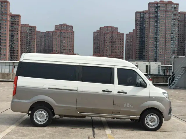 Jinbei New Hiace X30L — Фото автомобиля 8