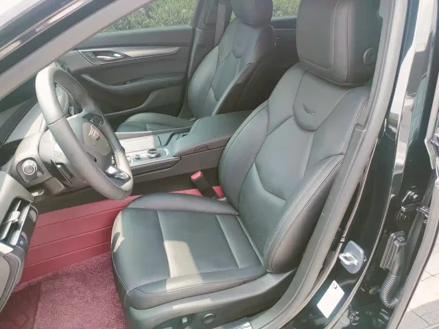 Cadillac CT5 — Фото автомобиля 19