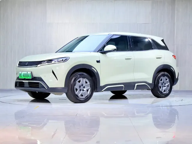 Фотография автомобиля — BYD Yuan UP