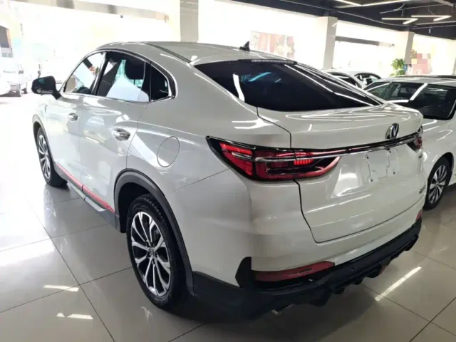 Changan CS85 COUPE — Фото автомобиля 4